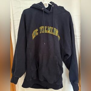 UNCW Steve & Barry's Navy and Yellow Hoodie UNC Wilmington size L
